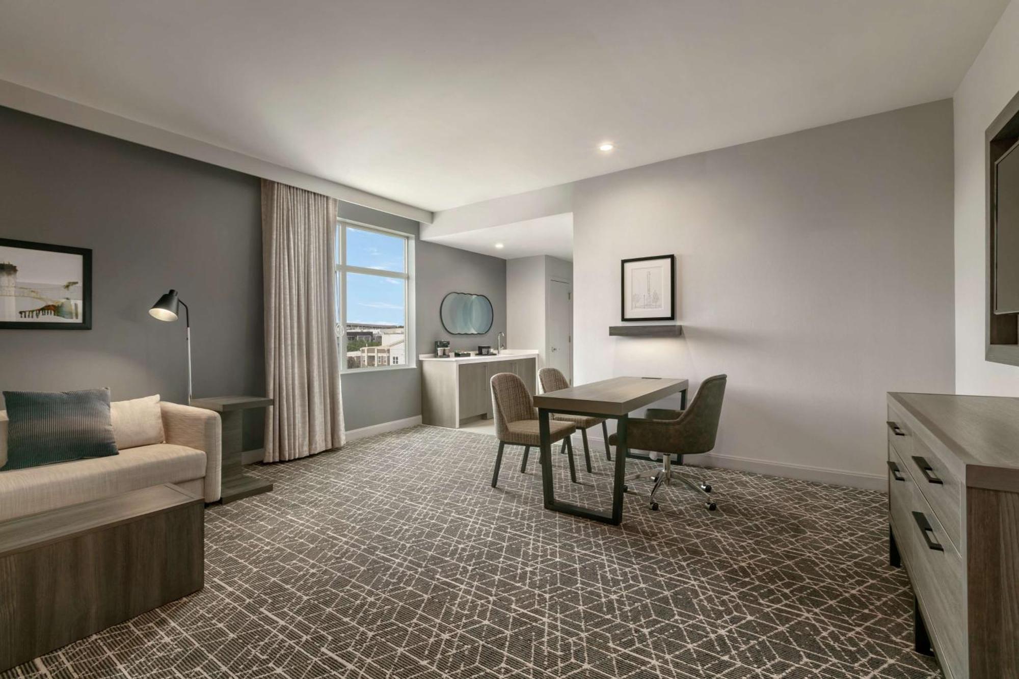 Embassy Suites By Hilton Atlanta Midtown Eksteriør bilde