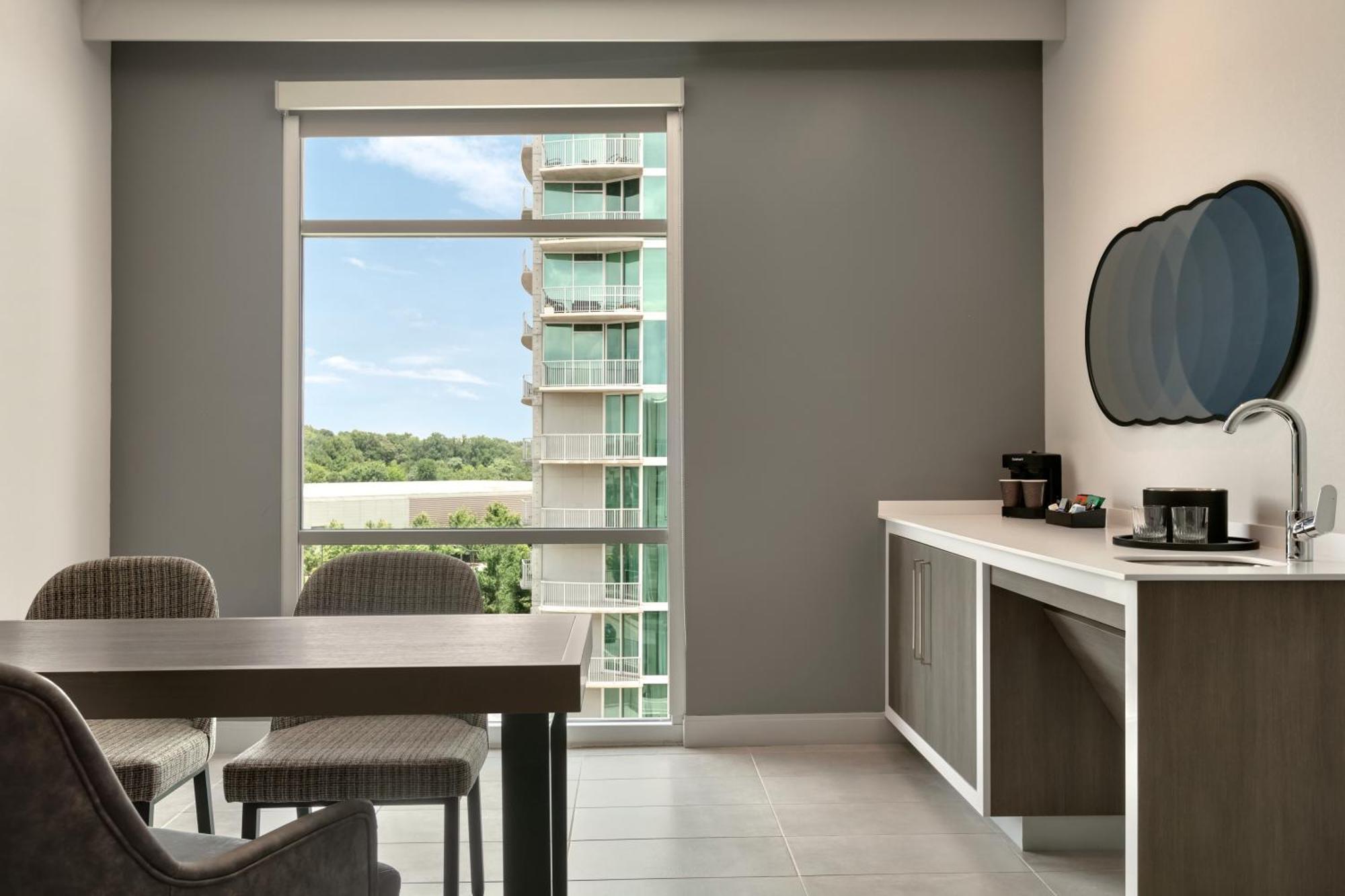 Embassy Suites By Hilton Atlanta Midtown Eksteriør bilde